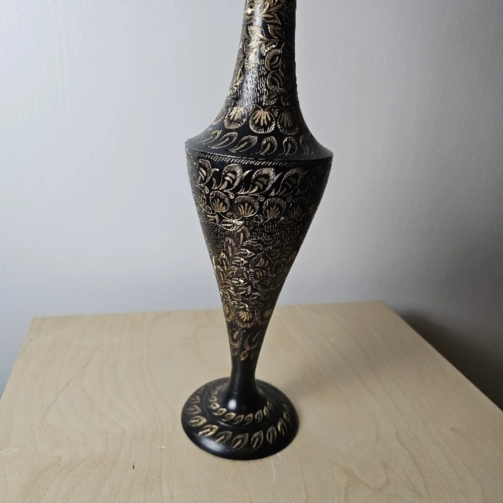 Elegant Black and Gold Vase